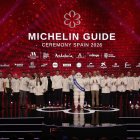 Un momento de la gala de presentación la Guía Michelin 2026.

REMITIDA / HANDOUT por GUÍA MICHELIN
Fotografía remitida a medios de comunicación exclusivamente para ilustrar la noticia a la que hace referencia la imagen, y citando la procedencia de la imagen en la firma
25/11/2025