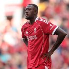 Ibrahima Konaté durante un partido de Premier League entre Liverpool y Arsenal en Anfield. (Foto: Carl Recine/Getty Images)