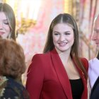 La Infanta Sofía y la Princesa Leonor en el Palacio Real el 21 de noviembre.