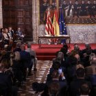 El presidente de la Generalitat Valenciana, Juanfran Pérez Llorca, y los nuevos consellers, durante la toma de posesión de su cargo, en el Palau de la Generalitat.