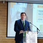 El presidente de la Junta de Castilla y León, Alfonso Fernández Mañueco, durante la reunión del Consejo Real del Patronato Sobre Discapacidad y entrega de los Premios Nacionales de Discapacidad 'Reina Letizia', en CREA Alzheimer, a 03 de diciembre de 2025, en Salamanca, Castilla León (España). Los Premios Nacionales de Discapacidad los otorga el Real Patronato sobre Discapacidad y sirven para reconocer el trabajo por la inclusión y la defensa de los derechos de las personas con discapacidad. Cada año los entrega personalmente Su Majestad la Reina como presidenta de honor.

Manuel Ángel Laya / Europa Press
03 DICIEMBRE 2025;PATRONATO SOBRE DISCAPACIDAD
03/12/2025