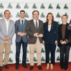 La alcaldesa de Castellón, Begoña Carrasco, en el acto de Hosbec junto al president de la Generalitat, Juanfran Pérez Llorca, la consellera de Turismo, Marian Cano, el presidente de la Diputación de Alicante, Toni Pérez, el vicepresidente de la Diputación de Castellón y diputado de Turismo, Andrés Martínez; el presidente de Hosbec, Federico Fuster, así como el responsable de Hosbec en la provincia de Castellón y vicepresidente de la entidad, Javier Gallego