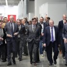 (I-D) El CEO de Seat y Cupra, Markus Haupt; el presidente de la Generalitat, Salvador Illa; el ministro de Industria y Turismo, Jordi Hereu, y el CEO de la marca Volkswagen y director del Brand Group Core, Thomas Schäfer, durante la inauguración de la planta de ensamblaje de baterías de Seat y Cupra, a 12 de diciembre de 2025, en Martorell, Barcelona, Catalunya (España).
David Zorrakino / Europa Press
12 DICIEMBRE 2025