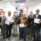 Un momento del brindis en el Mercado Central con la presencia del alcalde de Alicante, Luis Barcala.