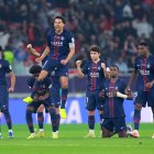 Jugadores del PSG celebrando durante la tanda de penaltis