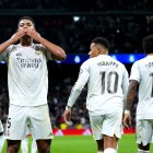 MADRID, SPAIN - DECEMBER 20: Jude Bellingham of Real Madrid celebrates scoring his team's first goal during the LaLiga EA Sports match between Real Madrid CF and Sevilla FC at Estadio Santiago Bernabeu on December 20, 2025 in Madrid, Spain. (Photo by Angel Martinez/Getty Images)