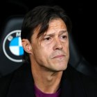 MADRID, SPAIN - DECEMBER 20: Matias Almeyda, Head Coach of Sevilla FC, looks on prior to the LaLiga EA Sports match between Real Madrid CF and Sevilla FC at Estadio Santiago Bernabeu on December 20, 2025 in Madrid, Spain. (Photo by Angel Martinez/Getty Images)