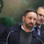Santiago Abascal con Espinosa de los Monteros y Ortega Smith a sus espaldas.