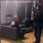 magen de la detención de Hugo El Pollo Carvajal en Madrid, en 2021

REMITIDA / HANDOUT por POLICÍA NACIONAL
Fotografía remitida a medios de comunicación exclusivamente para ilustrar la noticia a la que hace referencia la imagen, y citando la procedencia de la imagen en la firma
10/9/2021