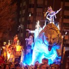 Imagen de una cabalgata de Reyes Magos.