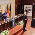 El jefe superior de la Policía Nacional en la Comunitat, Carlos Gajero, junto a la delegada del Gobierno Pilar Bernabé.