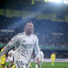 Kylian Mbappé celebra su doblete en La Cerámica (Photo by David Ramos/Getty Images)
