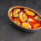 Lata de mejillones en escabeche