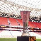 (Foto de ARCHIVO)
Trofeo de la Europa League

REMITIDA / HANDOUT por DIP. BIZKAIA
Fotografía remitida a medios de comunicación exclusivamente para ilustrar la noticia a la que hace referencia la imagen, y citando la procedencia de la imagen en la firma
13/5/2025