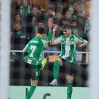 Celebración de Antony tras su gol contra el Feyenoord en Europa League