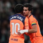 ELCHE, SPAIN - JANUARY 31: Ferran Torres of FC Barcelona celebrates scoring his team's second goal with teammate Lamine Yamal of FC Barcelona during the LaLiga EA Sports match between Elche CF and FC Barcelona at Estadio Manuel Martinez Valero on January 31, 2026 in Elche, Spain. (Photo by Angel Martinez/Getty Images)