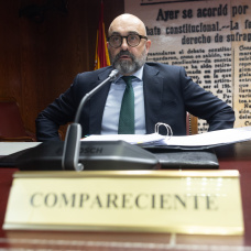 El presidente de Adif, Luis Pedro Marco de la Peña, durante su comparecencia ante la Comisión de Investigación sobre el apagón, en el Senado, a 3 de febrero de 2026