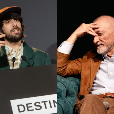 Los escritores David Uclés y Arturo Pérez Reverte.