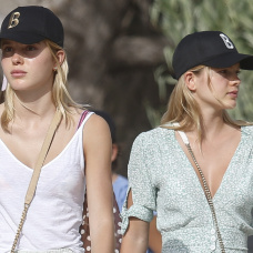 Cristina y Victoria Iglesias, en una foto de 2019 en España.