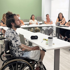 Más de 1.400 personas reciben apoyo de Cocemfe Alicante.