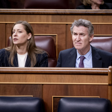 La portavoz del PP en el Congreso, Ester Muñoz y el presidente del Partido Popular, Alberto Núñez Feijóo.