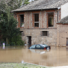 Inundaciones provocadas por el desbordamiento del río Duero, a 14 de febrero de 2026, en San Esteban de Gormaz, Soria.