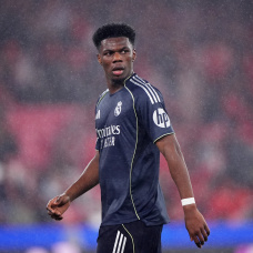 Aurelien Tchouameni en el ultimo encuentro ante SL Benfica (Photo by Jose Manuel Alvarez Rey/Getty Images)