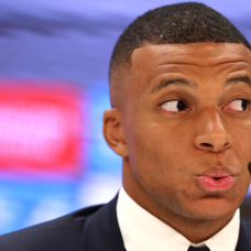 Mbappé durante su presentación con el Real Madrid.
