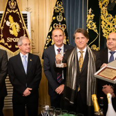 Fabregat de Rojas ya es Abanderado de la Junta Mayor de la Semana Santa oriolana