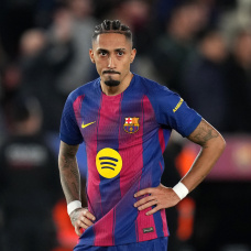 BARCELONA, SPAIN - MARCH 03: Raphinha of FC Barcelona looks dejected following the Copa Del Rey Semi Final Second Leg match between FC Barcelona and Atlético de Madrid at Camp Nou on March 03, 2026 in Barcelona, Spain. (Photo by Alex Caparros/Getty Images)