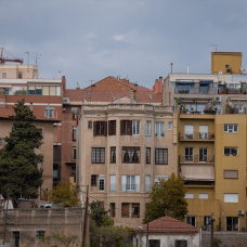 Fachada de un edificio en una ciudad española.
DAVID ZORRAKINO / EUROPA PRESS
25/4/2023