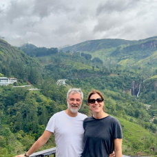 Iván López Galilea y Marta Montero en sus vacaciones en Sri Lanka antes de quedarse atrapados cuatro días en Abu Dabi por el bombardeo de EEUU e Israel a Irán