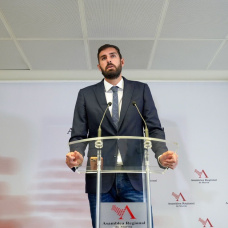 José Ángel Antelo

REMITIDA / HANDOUT por VOX
Fotografía remitida a medios de comunicación exclusivamente para ilustrar la noticia a la que hace referencia la imagen, y citando la procedencia de la imagen en la firma
28/10/2025