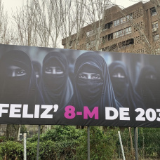 Cartel de Vox por el 8M.