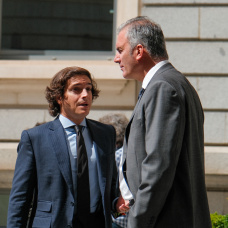 El diputado de Vox, José María Figaredo y Javier Ortega Smith