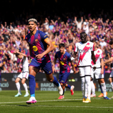 BARCELONA, SPAIN - MARCH 22: Ronald Araujo of FC Barcelona celebrates scoring his team's first goal during the LaLiga EA Sports match between FC Barcelona and Rayo Vallecano de Madrid at Spotify Camp Nou on March 22, 2026 in Barcelona, Spain. (Photo by Alex Caparros/Getty Images)