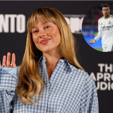 Ester Expóstio y Kylian Mbappé.
