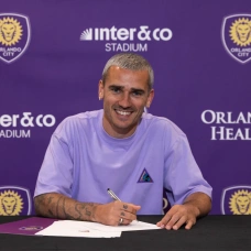 Griezmann firma su contrato vinculante con el Orlando