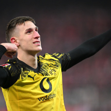 BERLIN, GERMANY - JANUARY 24: Nico Schlotterbeck of Borussia Dortmund celebrates scoring his team's second goal during the Bundesliga match between 1. FC Union Berlin and Borussia Dortmund at Stadion An der Alten Foersterei on January 24, 2026 in Berlin, Germany. (Photo by Stuart Franklin/Getty Images)