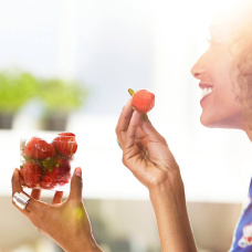 La experiencia sensorial de comer fresas cobra protagonismo en el debate abierto por José Andrés