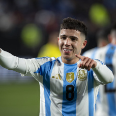 PHILADELPHIA, PENNSYLVANIA - MARCH 22: Enzo Fernandez #8 of Argentina celebrates after scoring the team's second goal during the first half of the International Friendly match against El Salvador at Lincoln Financial Field on March 22, 2024 in Philadelphia, Pennsylvania. (Photo by Ira L. Black/Getty Images)