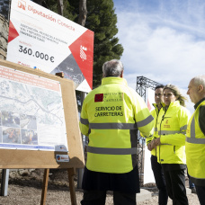 La presidenta de la Diputación, Marta Barrachina, visita las obras de una carretera/Archivo