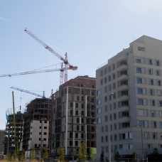 Grúas en una zona de construcción de edificios, a 27 de octubre de 2021, en Madrid, (España).
Alberto Ortega / Europa Press
27/10/2021