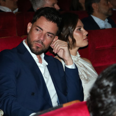 Jessica Bueno y Robert Mendoza durante una de sus apariciones públicas