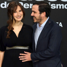 Anna Ruiz y Alberto Garzón.