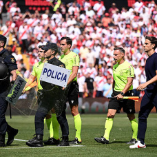 El Rayo Vallecano empató contra la Real en un partido marcado por las decisiones arbitrales.