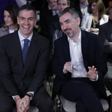 El director de Eldiario.es, Ignacio Escolar, con Pedro Sánchez
