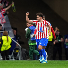 MADRID, SPAIN - APRIL 29: Julian Alvarez of Atletico de Madrid celebrates scoring his team's first goal from the penalty spot during the UEFA Champions League 2025/26 Semi Final First Leg match between Atletico de Madrid and Arsenal FC at Metropolitano Stadium on April 29, 2026 in Madrid, Spain. (Photo by Angel Martinez/Getty Images)