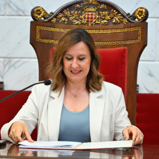 La alcaldesa de Valencia, María José Catalá durante el pleno del mes de mayo.