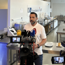 El concejal Samuel Ruiz, este miércoles en Elche.

REMITIDA / HANDOUT por AYUNTAMIENTO DE ELCHE
Fotografía remitida a medios de comunicación exclusivamente para ilustrar la noticia a la que hace referencia la imagen, y citando la procedencia de la imagen en la firma
06/5/2026